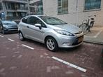Ford Fiësta 1.25 44KW 3DR 155.000 KM 2009 Zilvergrijs, Auto's, Voorwielaandrijving, Stof, Handgeschakeld, Grijs