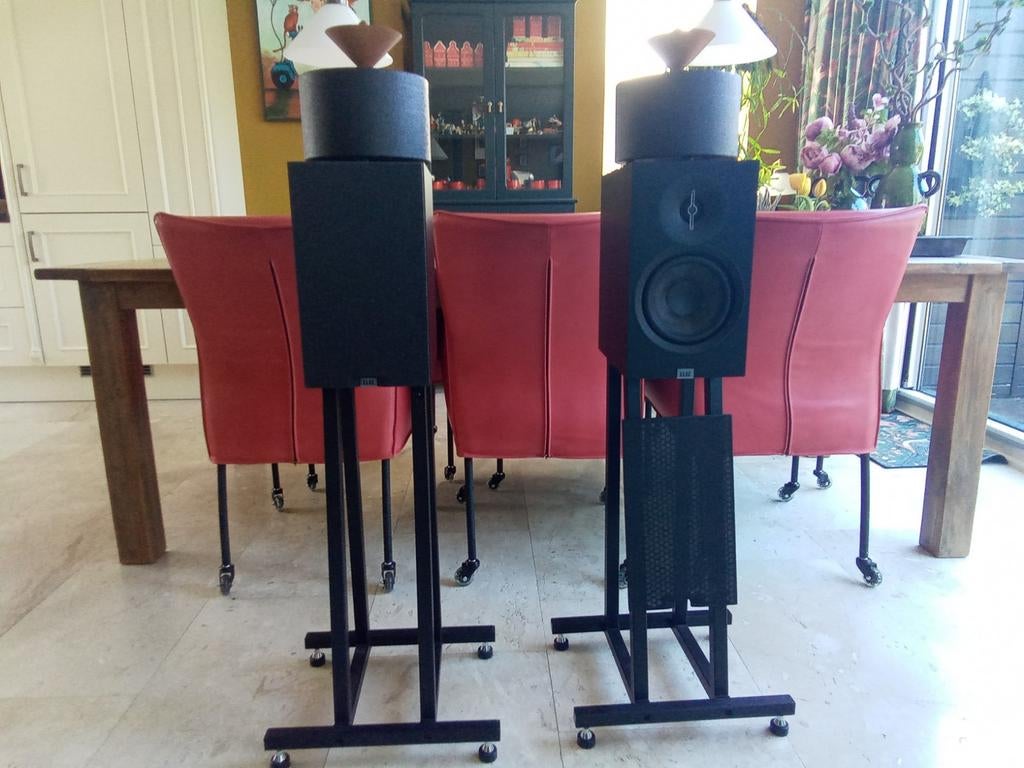 Elac debut 3.0 db 63, Zo goed als nieuw, 120 watt of meer, Front, Rear of Stereo speakers, Ophalen