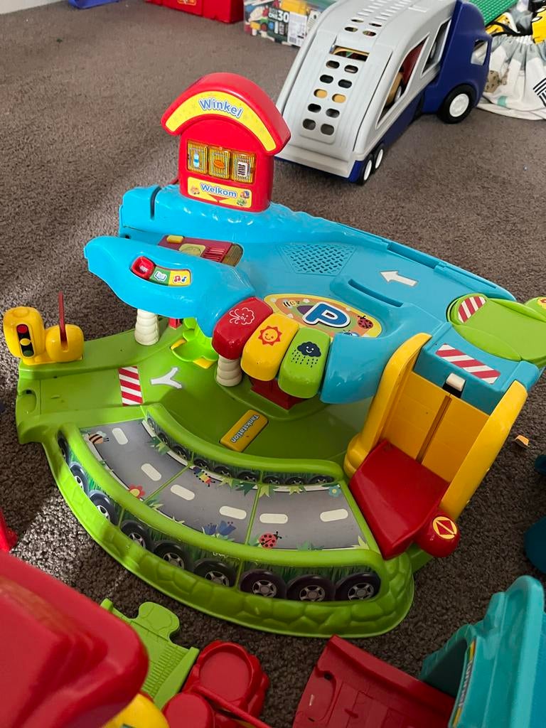Vtech Toet Toet Auto's en garage, Kinderen en Baby's, Speelgoed | Speelgoedvoertuigen, Ophalen, Gebruikt