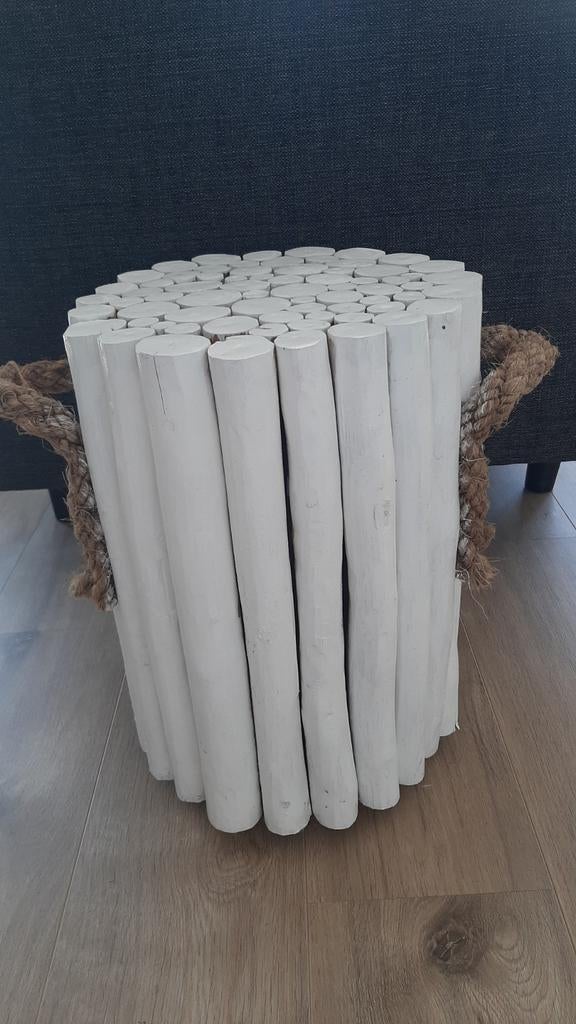 Bijzettafeltje hout op wieltjes, Ophalen