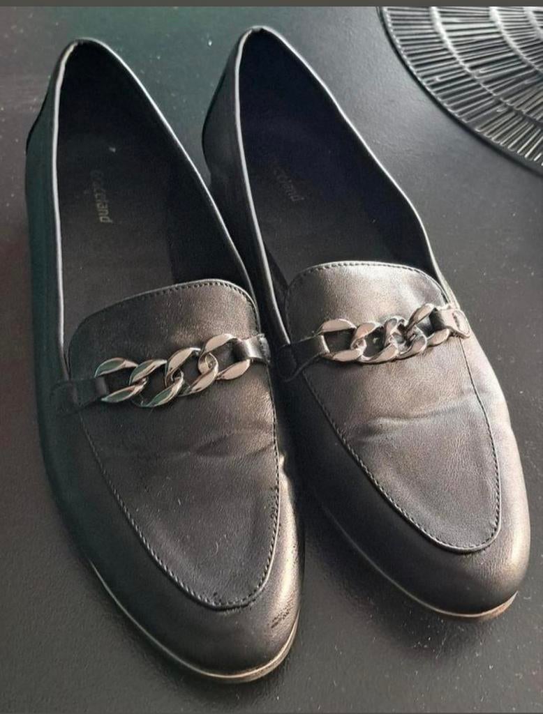 Schoentjes maat 42, Kleding | Dames, Schoenen, Ophalen of Verzenden, Zo goed als nieuw, Sneakers of Gympen