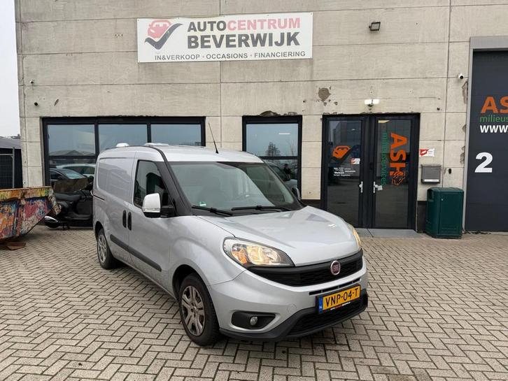 Fiat Doblo Cargo 1.3 MJ 16V 95pk 2016 Grijs Hondenwagen, Auto's, Bestelauto's, Bedrijf, ABS, Airbags, Airconditioning, Bluetooth