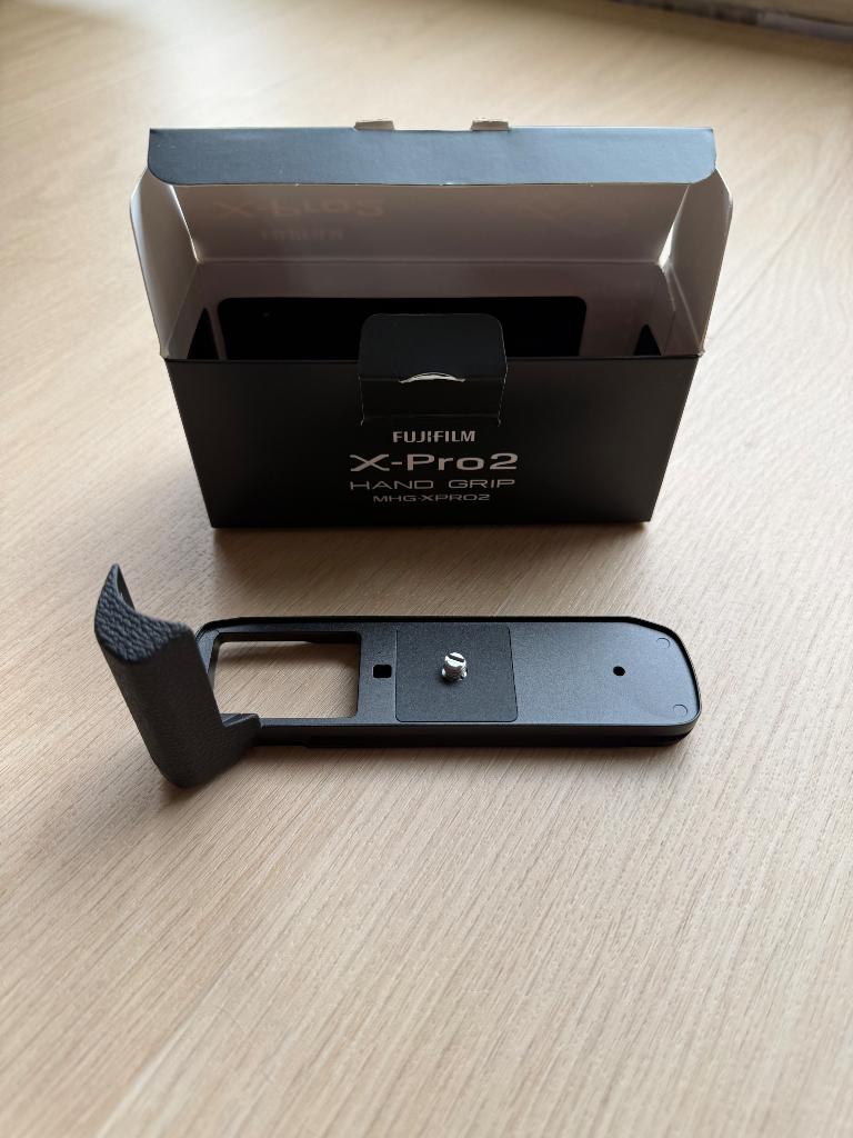 Fujifilm xpro2 2x grip MHG-XPRO2 + MK-Pro2G, Audio, Tv en Foto, Fotocamera's Digitaal, Ophalen of Verzenden, Zo goed als nieuw