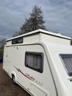 Mooie Trigano Rubis 420 Hefdakcaravan, Trigano, Schokbreker, Bedrijf, Treinzit