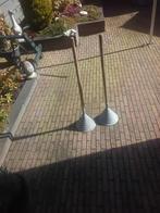 Zinken puntbloempot op stok, Ophalen