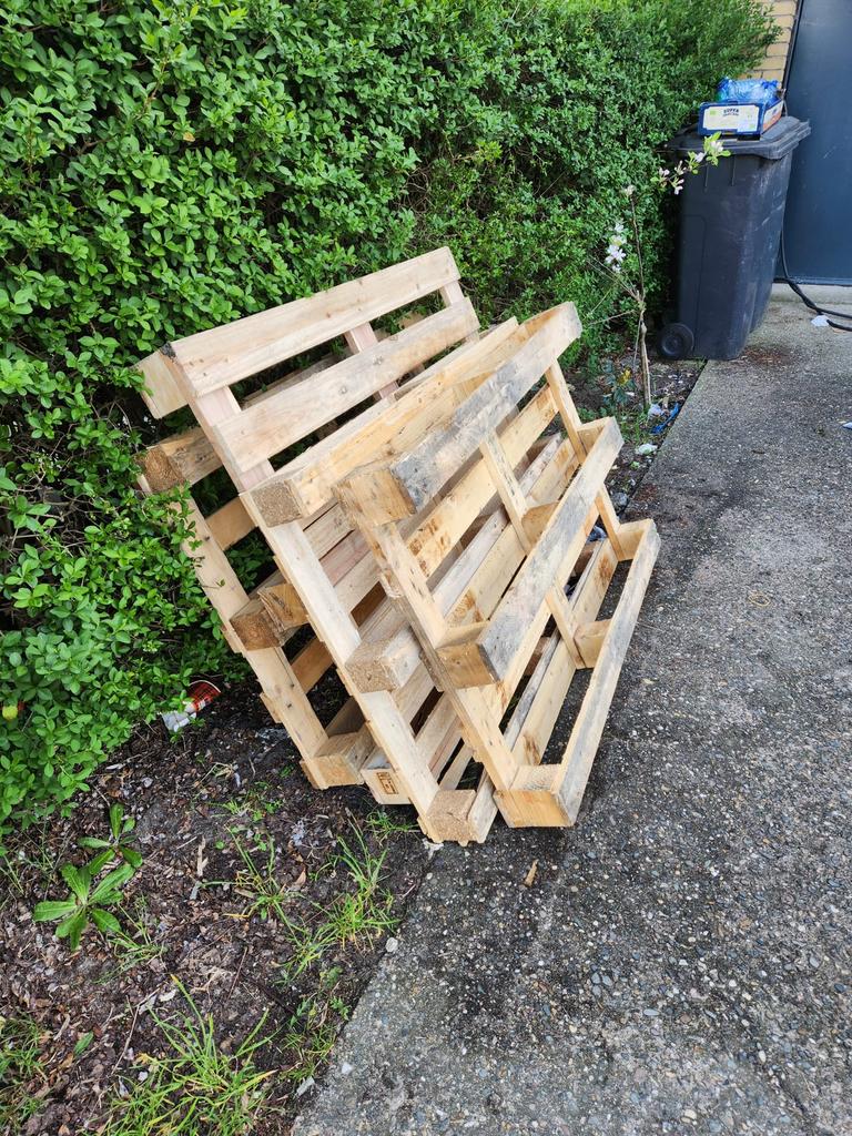 Palet gratis ophalen, Ophalen, Minder dan 25 mm, Zo goed als nieuw, Plank