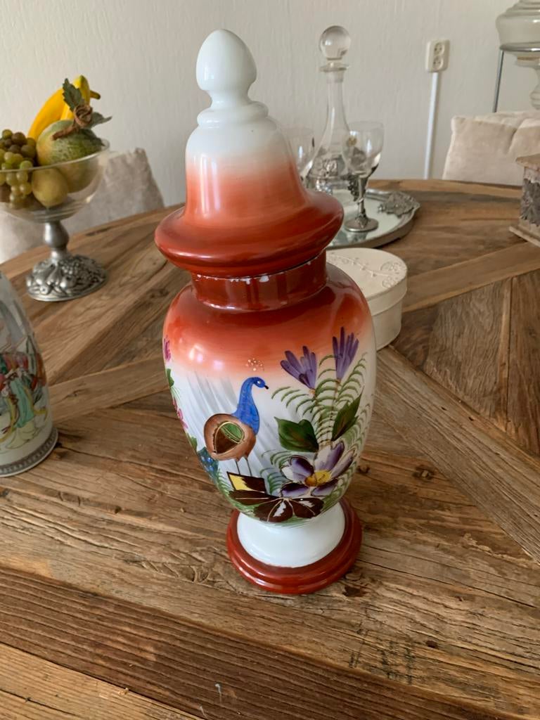Oude vaas met deksel en pauw decoratie, Antiek en Kunst, Ophalen