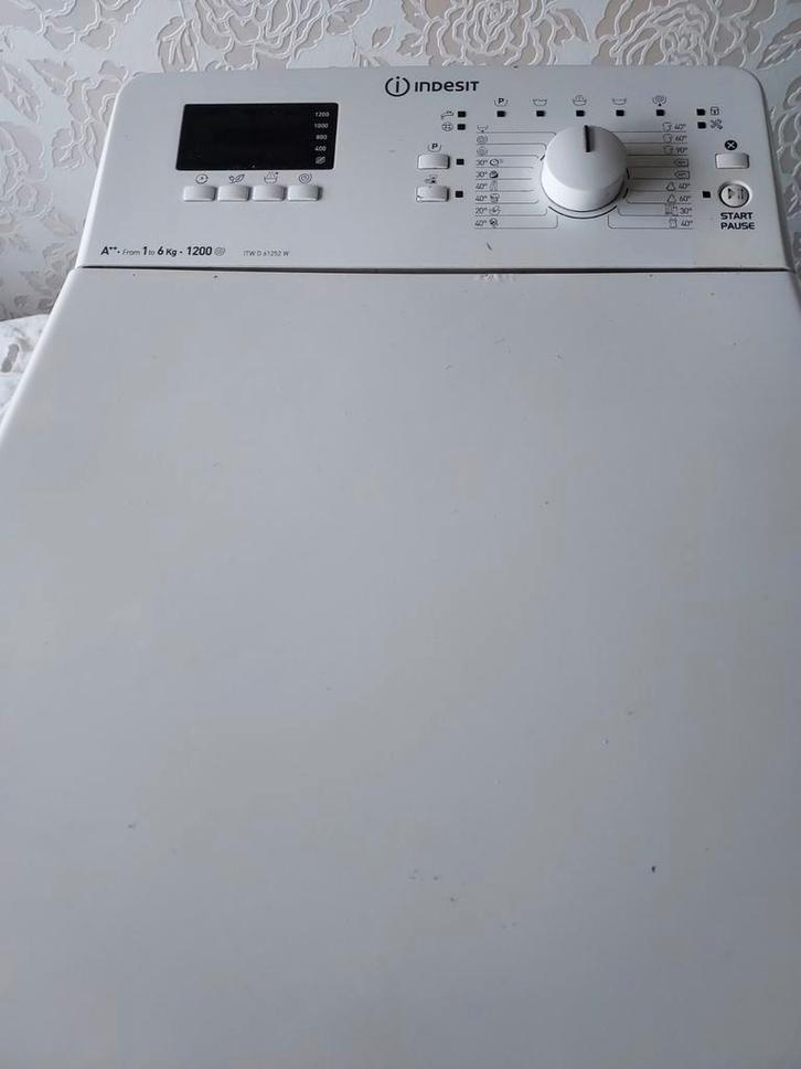 Indesit bovenlader, Witgoed en Apparatuur, Wasmachines, 85 tot 90 cm, 1200 tot 1600 toeren, Ophalen