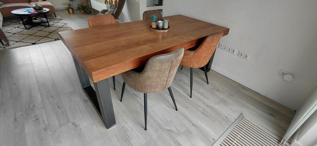TE KOOP TEAK TAFEL + 4 EETKAMERSTOELEN, Huis en Inrichting, Ophalen, Rechthoekig, 200 cm of meer, 50 tot 100 cm