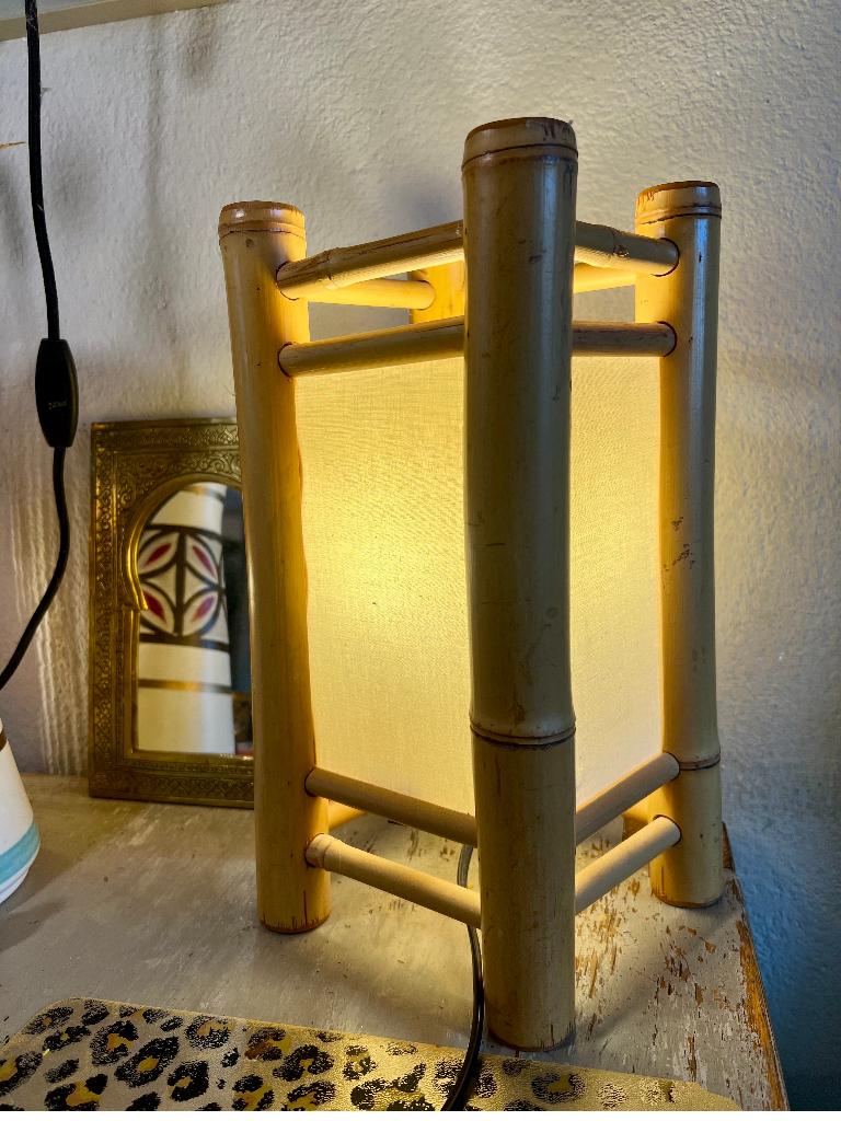 Vintage bamboe stoffen tafellamp japandi Mid Century lamp, Overige materialen, Ophalen of Verzenden, Zo goed als nieuw, Vintage mid century boho bohemian