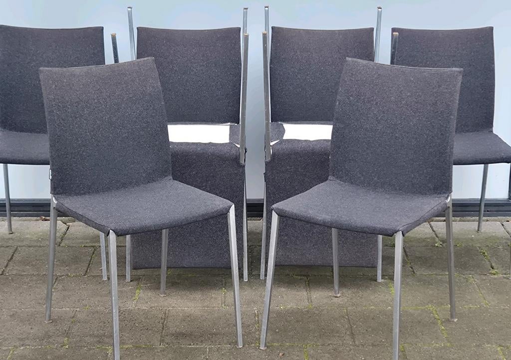 Zanotta lia design eekamerstoelen 8 stuk teab weg is weg, Ophalen, Gebruikt, Stof, Grijs