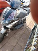 Nette rst loopt goed dik 100 km, Fietsen en Brommers, Ophalen of Verzenden, Zo goed als nieuw, Tweetakt, Overige modellen