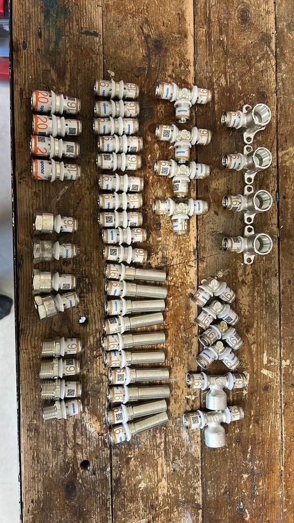 Uponor S-press 46x koppeling 16mm, Ophalen of Verzenden, Zo goed als nieuw, Overige typen
