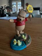 Winnie de Poeh & Vriendjes Beeldje - Eendjes Oversteek, Ophalen of Verzenden, Zo goed als nieuw