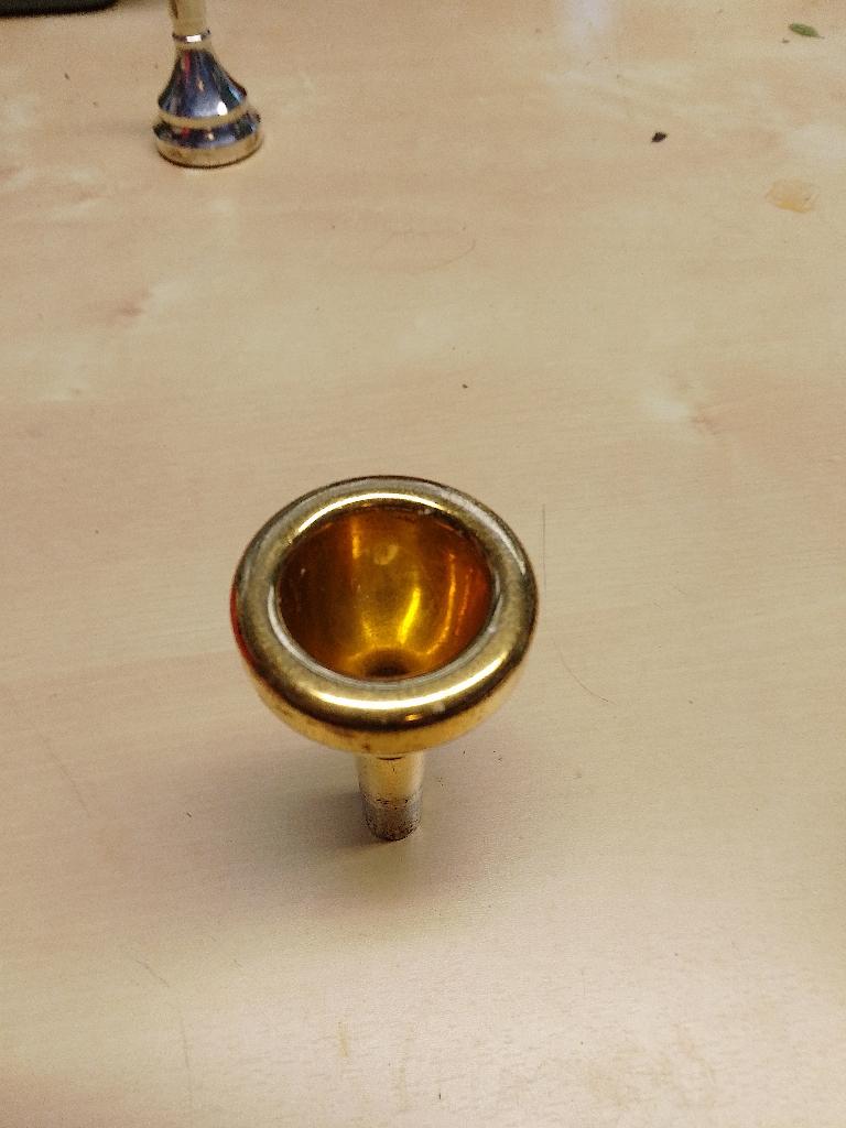 trombone mondstuk dennis wick  9BS, Muziek en Instrumenten, Blaasinstrumenten | Trombones, Ophalen of Verzenden, Gebruikt, Tenor