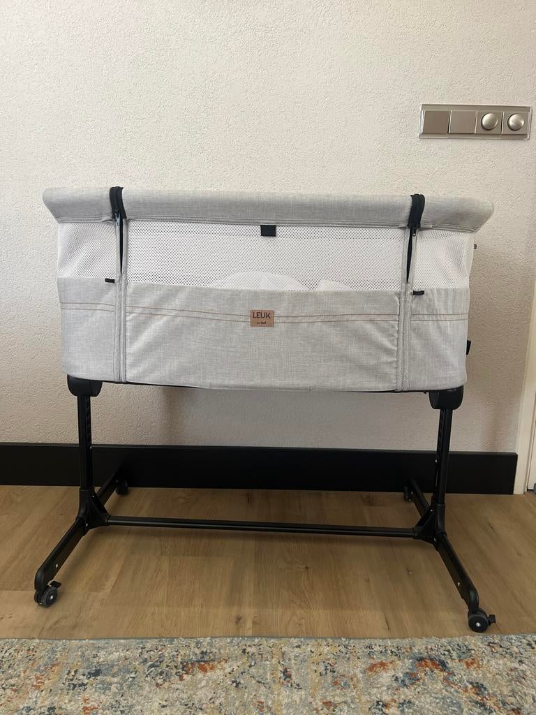 LEUK Co-sleeper met klamboe, Kinderen en Baby's, Babywiegjes en Ledikanten, Ophalen, Zo goed als nieuw, Wieg