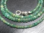 Smaragd ketting %100 natuurlijk smaragd 53 cm, Ophalen, Zo goed als nieuw, Steen of Mineraal, Met edelsteen