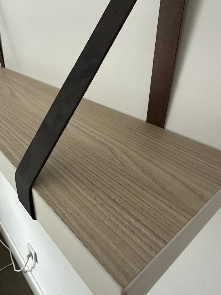 3 stuks wandplanken, Ophalen, Zo goed als nieuw