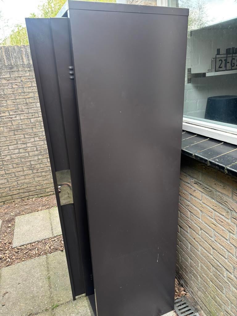 Gratis ijzeren kast/oud ijzer, Ophalen, Gebruikt