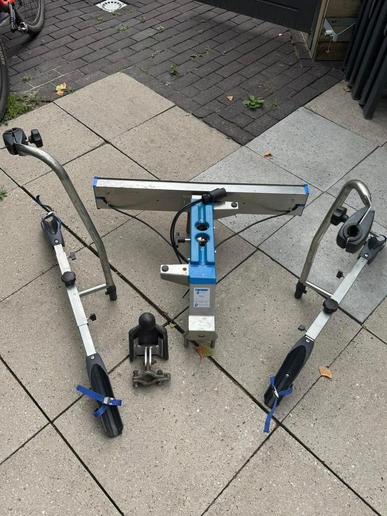 Twinny load easy, Auto diversen, Fietsendragers, Ophalen, 2 fietsen, Zo goed als nieuw, Trekhaakdrager