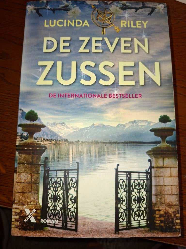 De Zeven Zussen - Lucinda Riley, Ophalen of Verzenden
