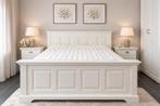 Off white houten bed met nachtkastjes en matrassen, Huis en Inrichting, Slaapkamer | Bedden, Wit, Zo goed als nieuw, 200 cm, Hout