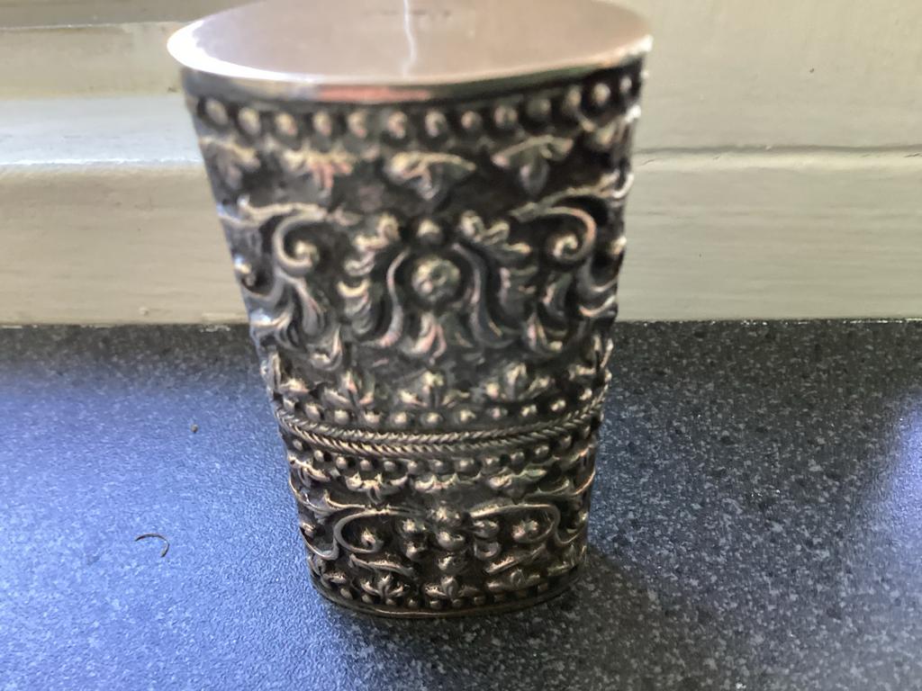 Djokja zilveren aansteker, Antiek en Kunst, Ophalen of Verzenden, Zilver