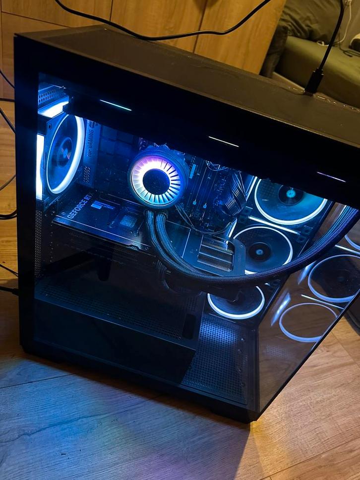 Super krachtige gaming pc!, Spelcomputers en Games, Games | Pc, Nieuw, Overige genres, 1 speler, Vanaf 3 jaar, Online, Virtual Reality