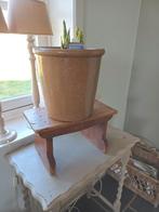 Oud Vensterbank /krukje, Ophalen of Verzenden