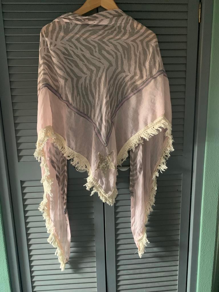 Grijs/roze sjaal, Kleding | Dames, Mutsen, Sjaals en Handschoenen, Ophalen of Verzenden, Gedragen, Maat 46/48 (XL) of groter, Sjaal