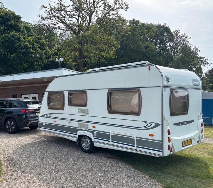 Beyerland Vitesse 466b Caravan, Caravans en Kamperen, Caravans, Particulier, tot en met 4, 750 - 1000 kg, Standaardzit, Beyerland