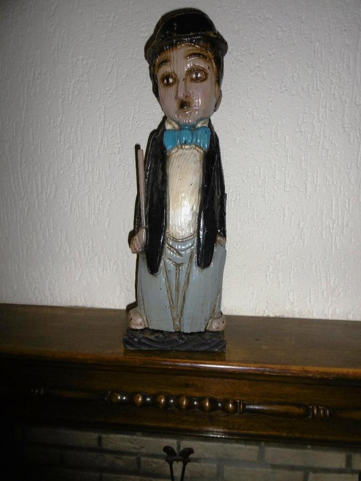 beeldje hout/flessenhouder, Verzamelen, Beelden en Beeldjes, Zo goed als nieuw, Mens, Ophalen