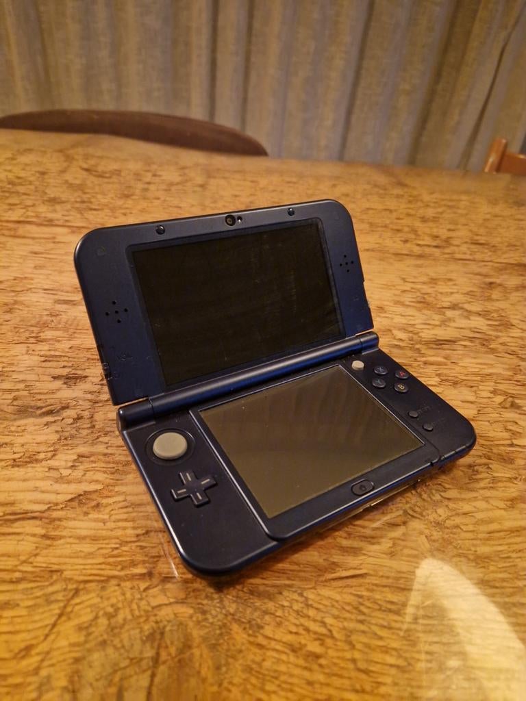 New Nintendo 3DS XL - Blauw - Gebruikt, Spelcomputers en Games, Spelcomputers | Nintendo 2DS en 3DS, Ophalen of Verzenden, Gebruikt
