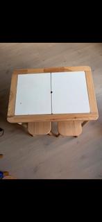 IKEA FLISAT Speeltafel met opbergbakken en 2 krukjes, Kinderen en Baby's, Speelgoed | Speeltafels, Ophalen of Verzenden, Gebruikt