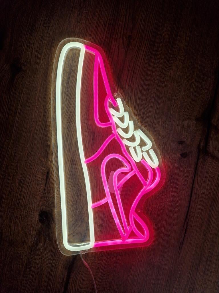 Nike Airforce sneaker wand/tafel lamp op afstandbediening, Ophalen of Verzenden, Zo goed als nieuw