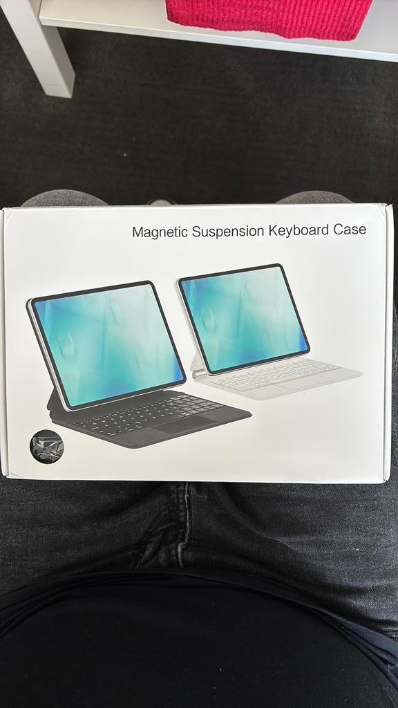 Magnetic suspension keyboard case, Ophalen, 11 inch, Nieuw, Bescherming voor- en achterkant