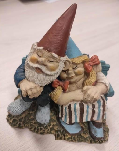 Beeldje Rien Poortvliet Classic Gnome series Love Forever, Verzamelen, Beelden en Beeldjes, Ophalen of Verzenden, Zo goed als nieuw