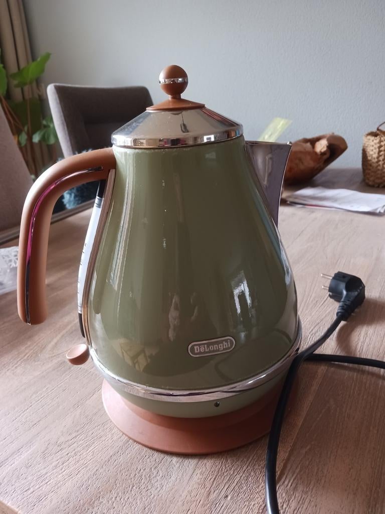 De'Longhi waterkoker te koop, Witgoed en Apparatuur, Waterkokers, 1 tot 2 liter, Ophalen of Verzenden, Gebruikt