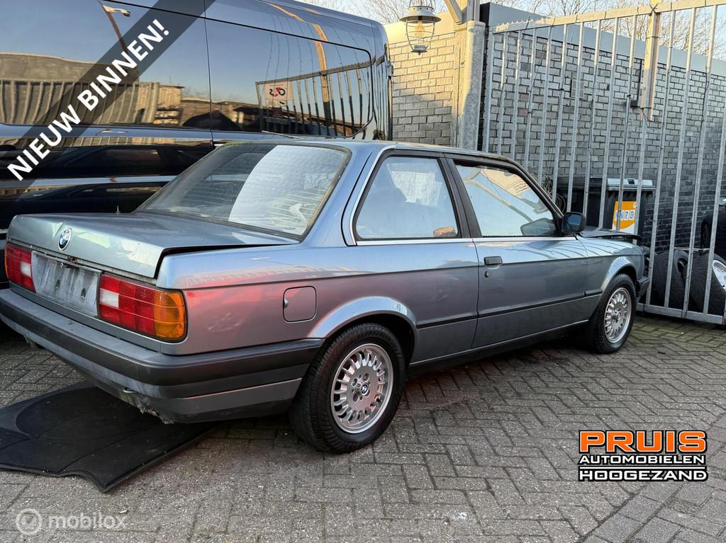 BMW E30 316i Coupe -BARNFIND-, Auto's, BMW, Gebruikt, Overige carrosserieën, Overige brandstoffen, Bedrijf