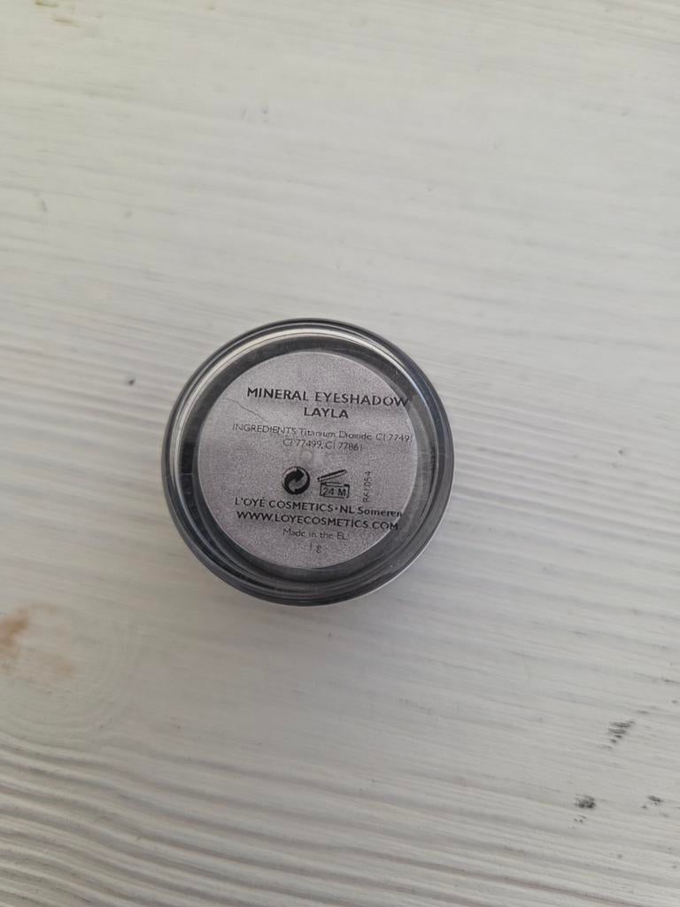 L'Oye Minerale Oogschaduw - Diverse Kleuren, Sieraden, Tassen en Uiterlijk, Uiterlijk | Cosmetica en Make-up, Ogen, Bruin, Ophalen of Verzenden