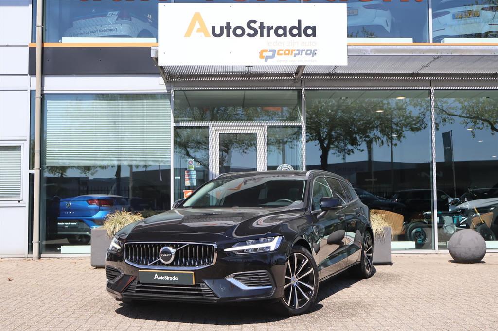 Volvo V60 T6 Core Bright 350pk AWD | ACC | Climate | Carplay, Stof, Gebruikt, 4 cilinders, Zwart