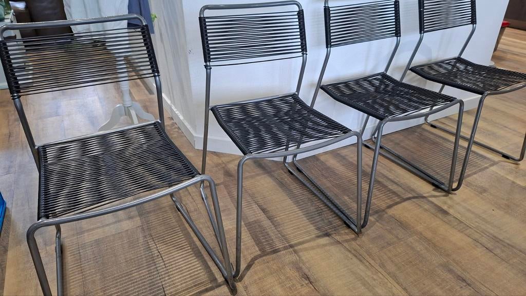 4 vintage Melker 'spaghetti' stoelen van Ikea, Ophalen