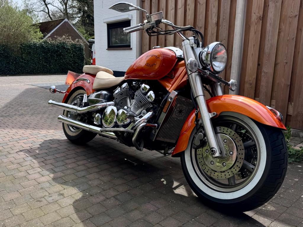 Yamaha XVZ 1300 Royalstar Custom, Cardan-aandrijving, Occasion, 4 cilinders, 1294 cc
