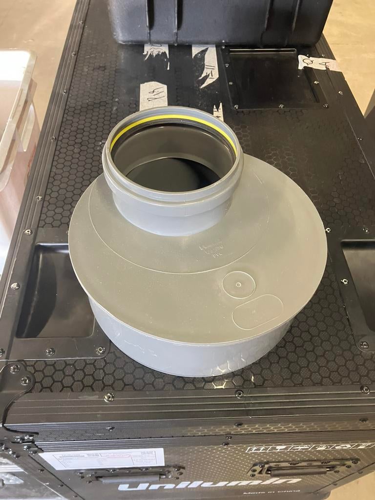 Pvc verloopstuk groot 125-250 mm, Doe-het-zelf en Verbouw, Buizen en Afvoer, Ophalen, Nieuw