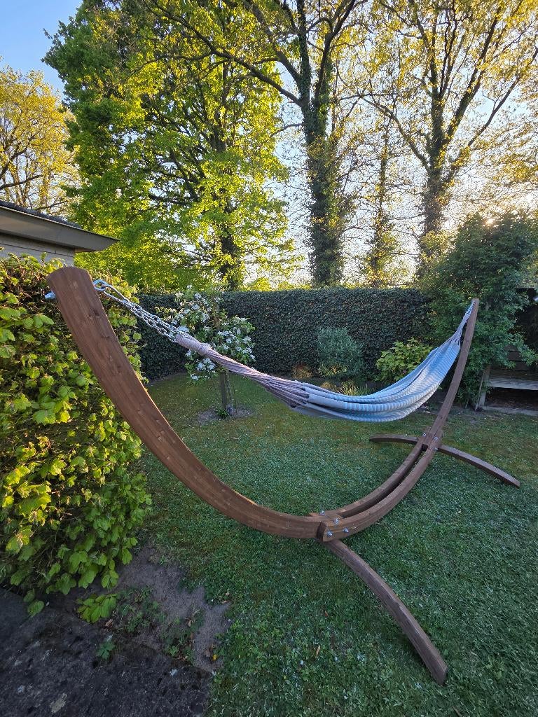 Luilak hangmat + houten standaard, Ophalen, Meerpersoons, Zo goed als nieuw, Met standaard