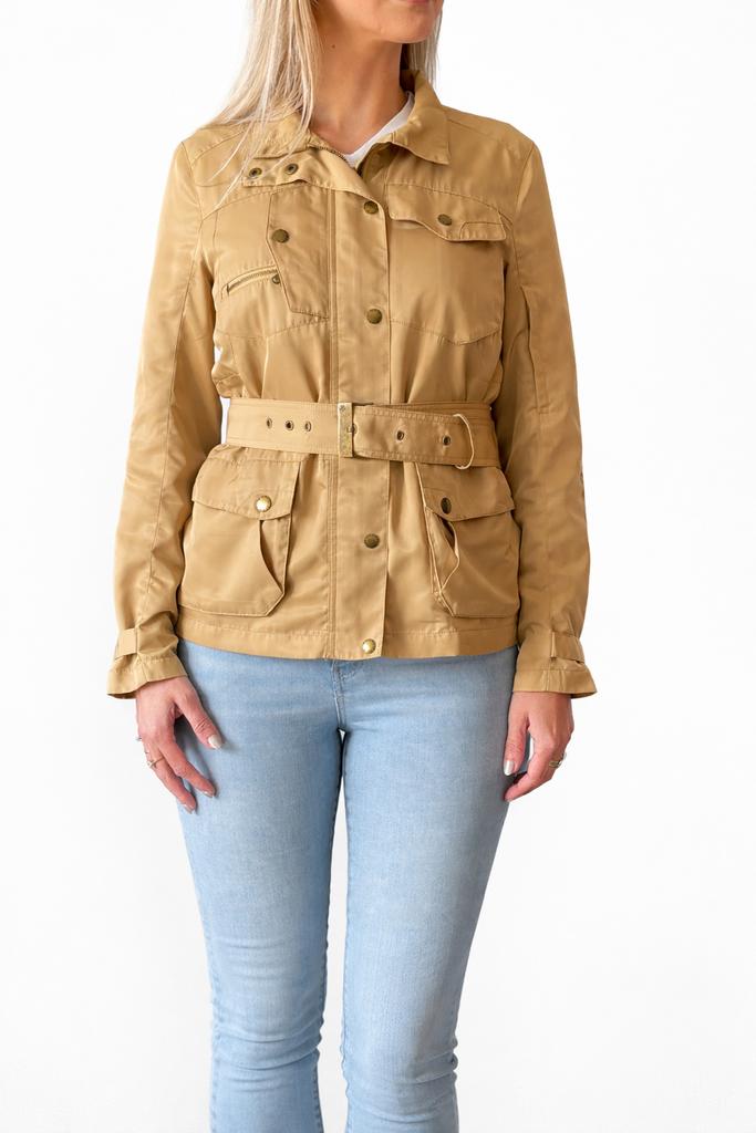 Beige Ralph Lauren jas met ceintuur – maat M, Ophalen of Verzenden, Zo goed als nieuw, Maat 38/40 (M), Beige