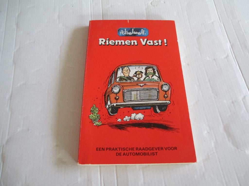 riemen vast! - norman thelwell, Ophalen of Verzenden, Gelezen, Verhalen