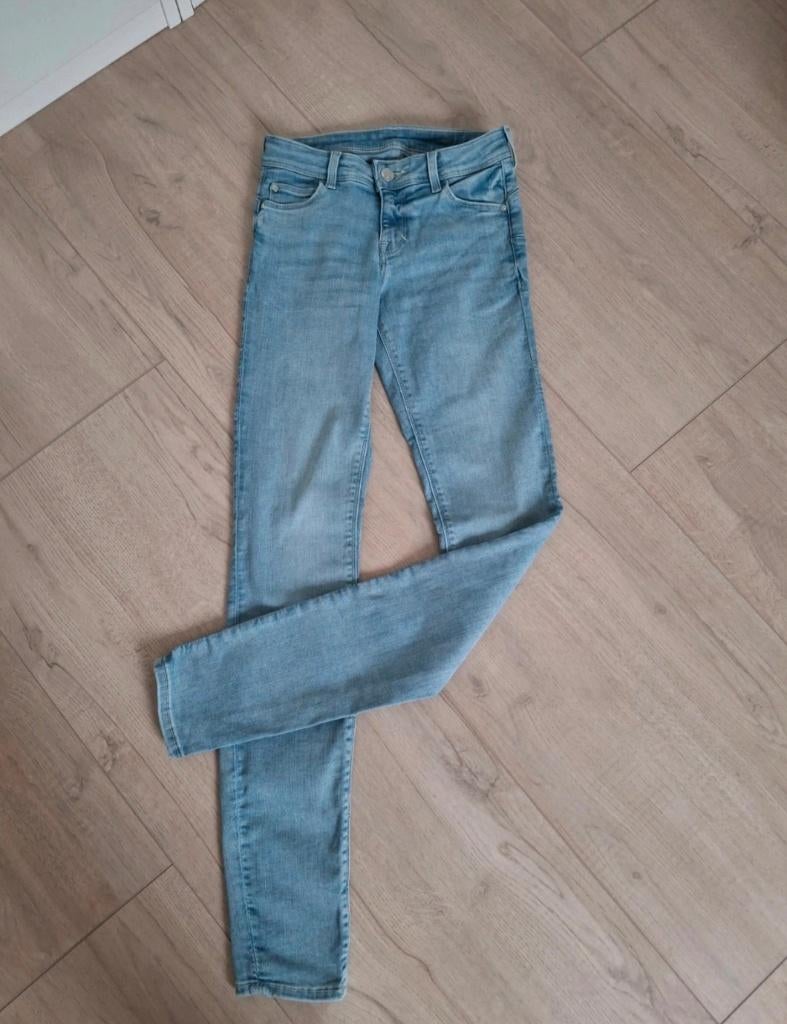 H&M skinny jeans low waist xxs xs 32 34 W26 icht blauw, Kleding | Dames, Spijkerbroeken en Jeans, H&M, Blauw, Ophalen of Verzenden
