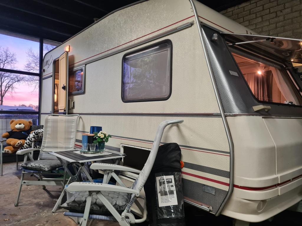 LMC LUXUS 450 / BJ 1995 / MISTRAL VOORTENT, Caravans en Kamperen, Bedrijf, Treinzit, 750 - 1000 kg, 4 tot 5 meter