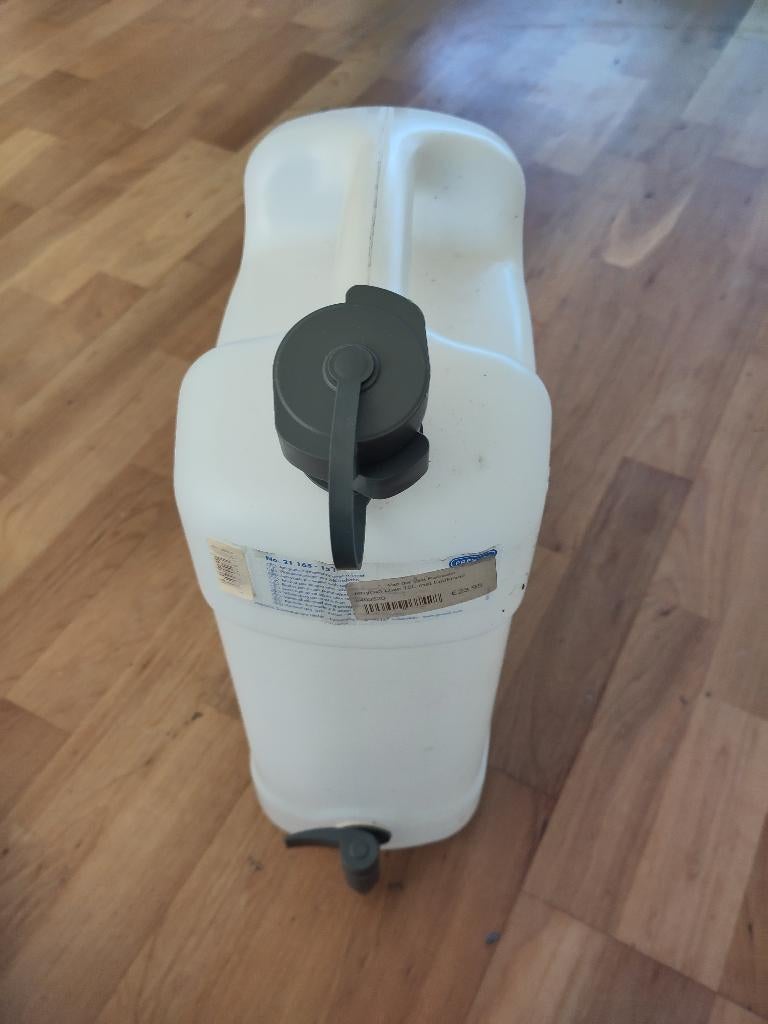 water jerrycan 15 L, Caravans en Kamperen, Ophalen, Gebruikt